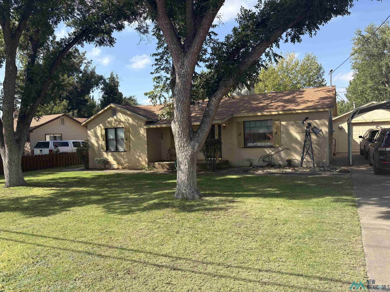 2229 Canal Street - Photo 1