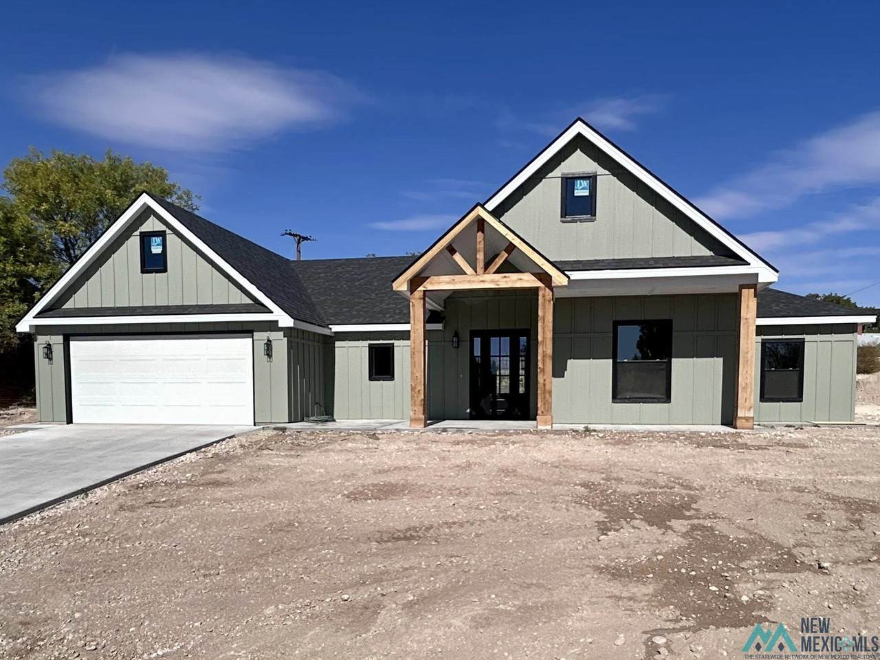 2607 Riverside Drive - Photo 1