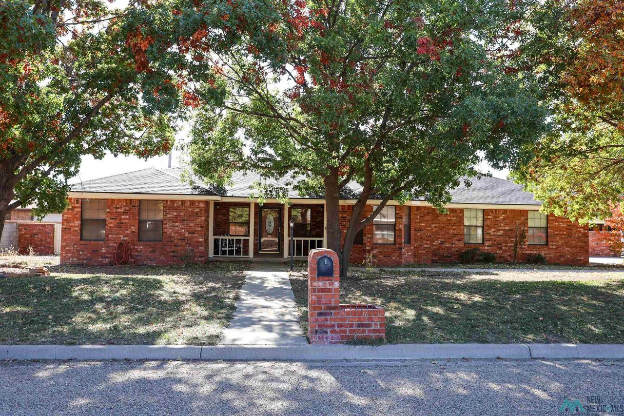 312 17th St - Photo 1