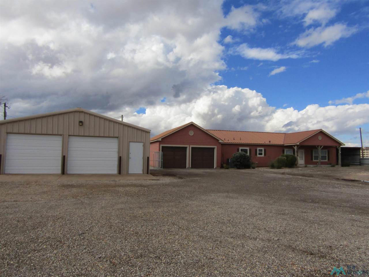 1401 Bowman Drive - Photo 1