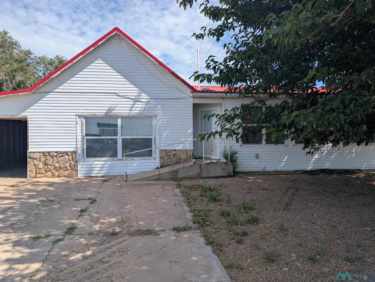 1633 Amazon St - Photo 1