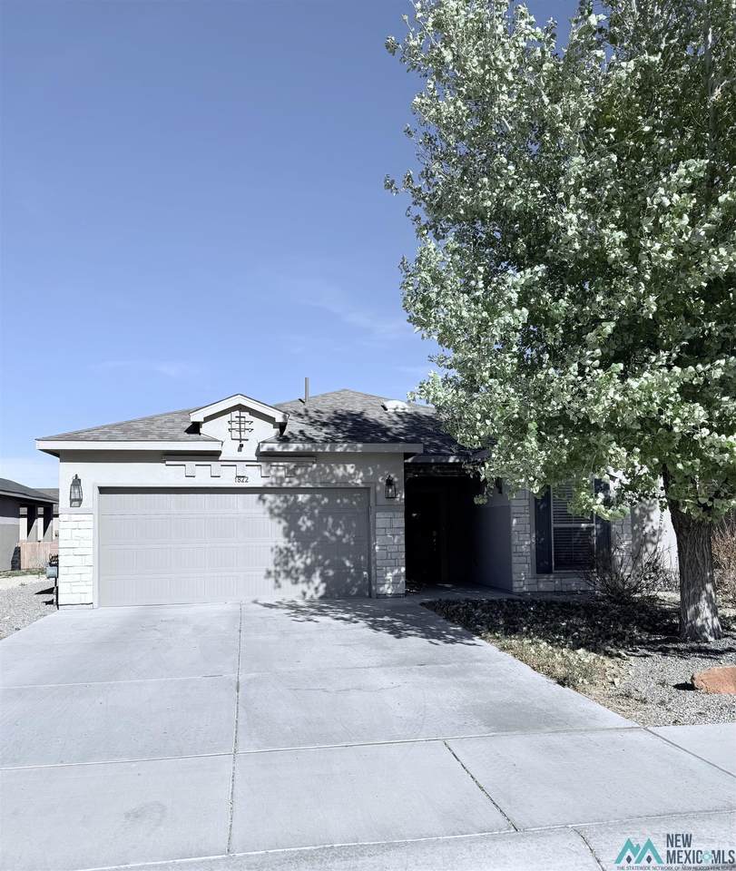 1822 Tanglewood Avenue - Photo 1