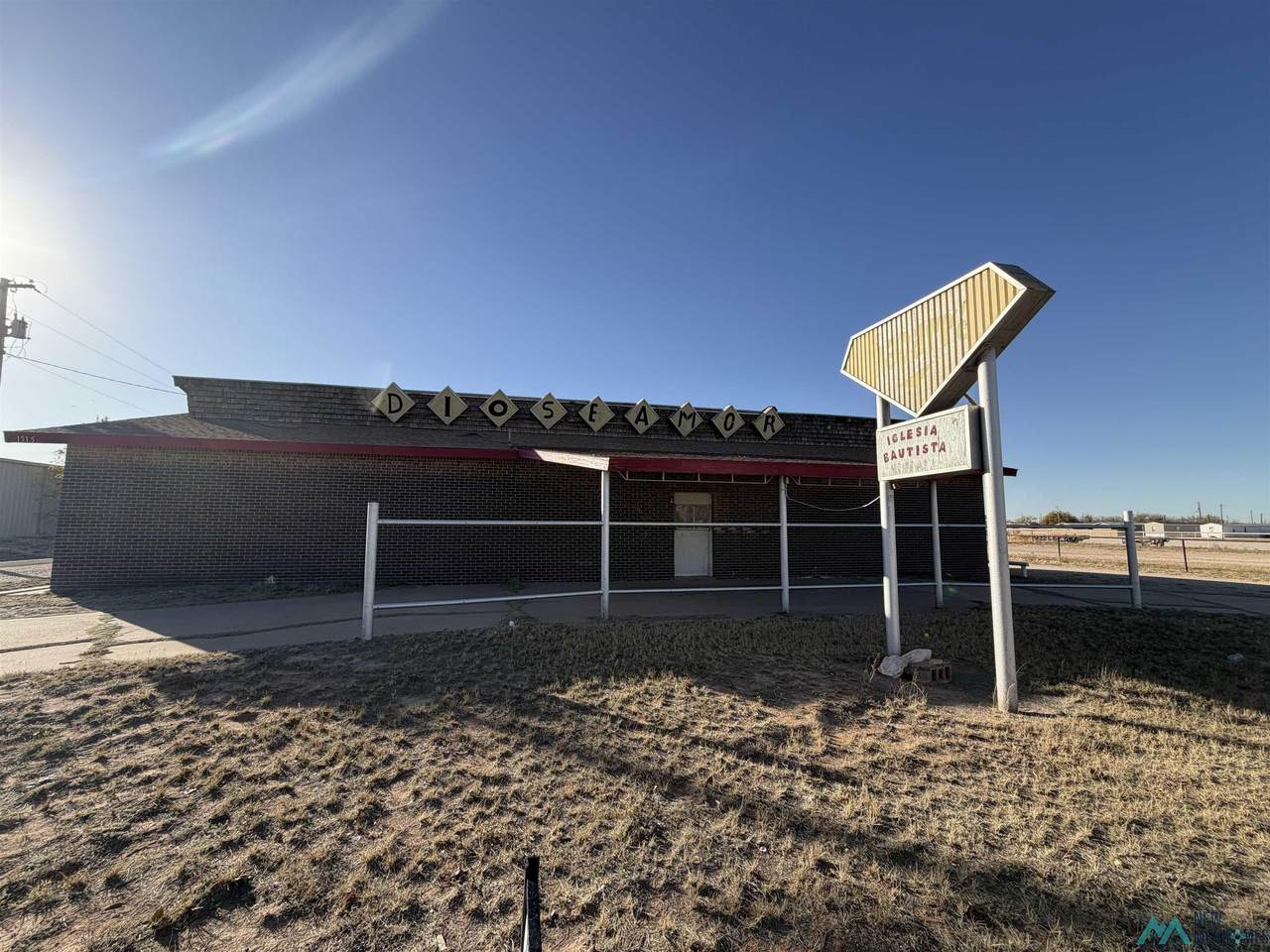 1527 Main Street - Photo 1