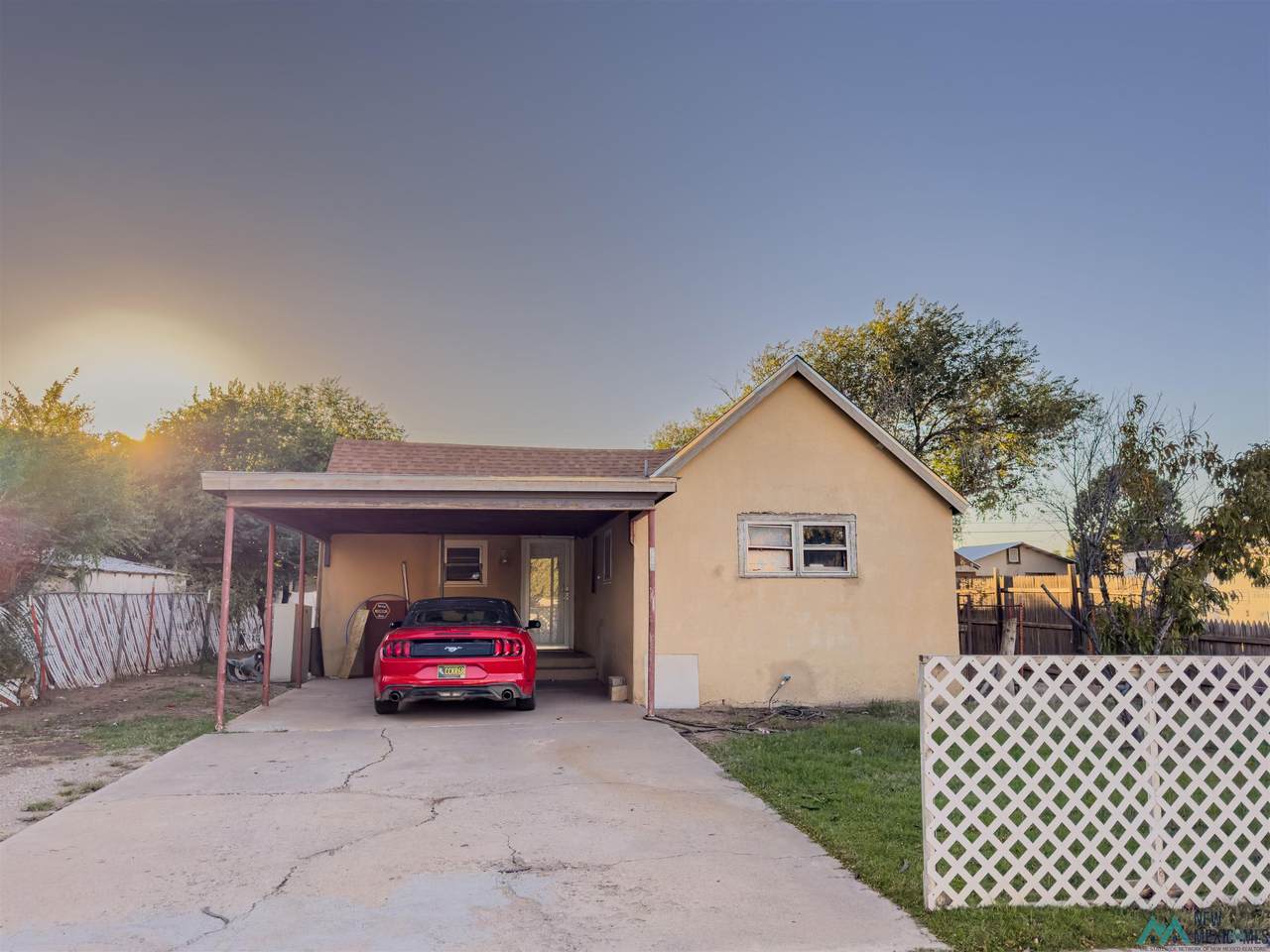 708 Maple Street - Photo 1