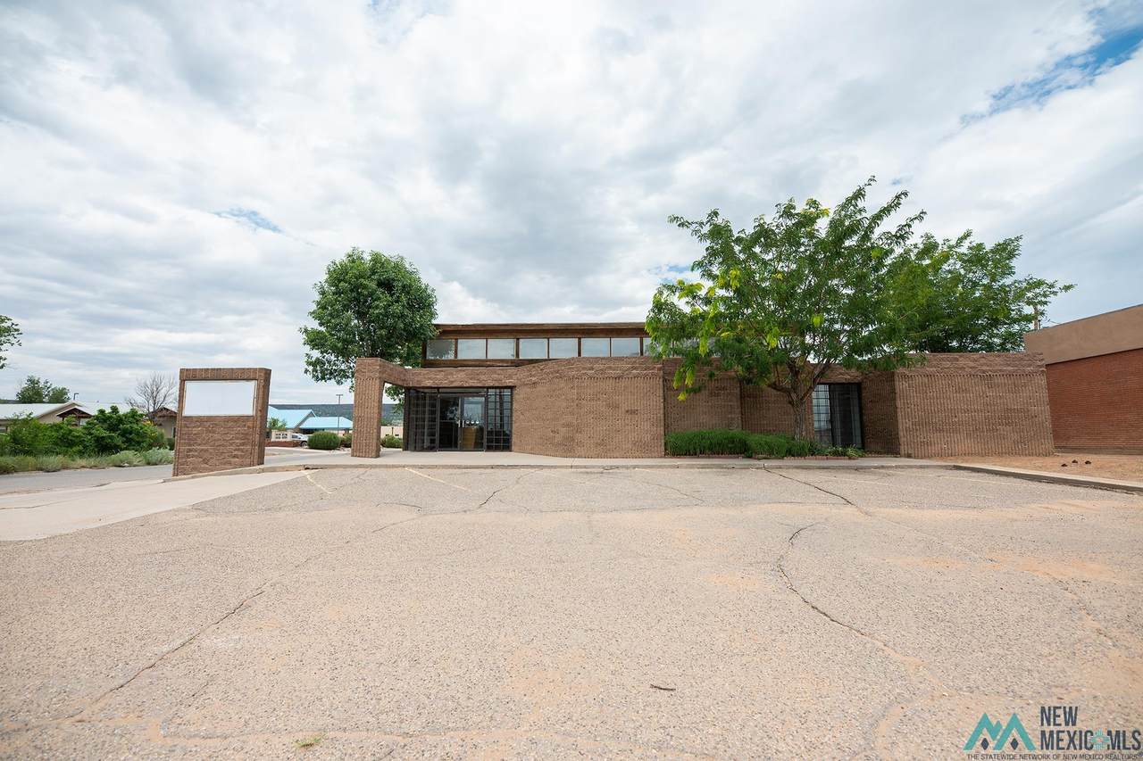 1000 Roosevelt Avenue - Photo 1