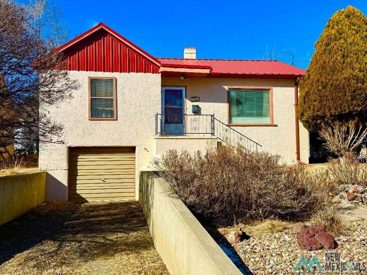 904 4th Street - Photo 1