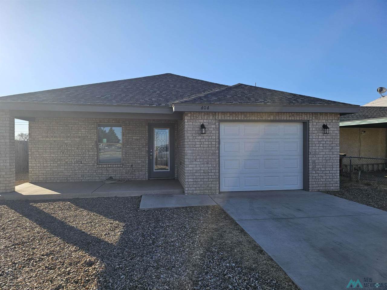 404 Upsilon Street - Photo 1