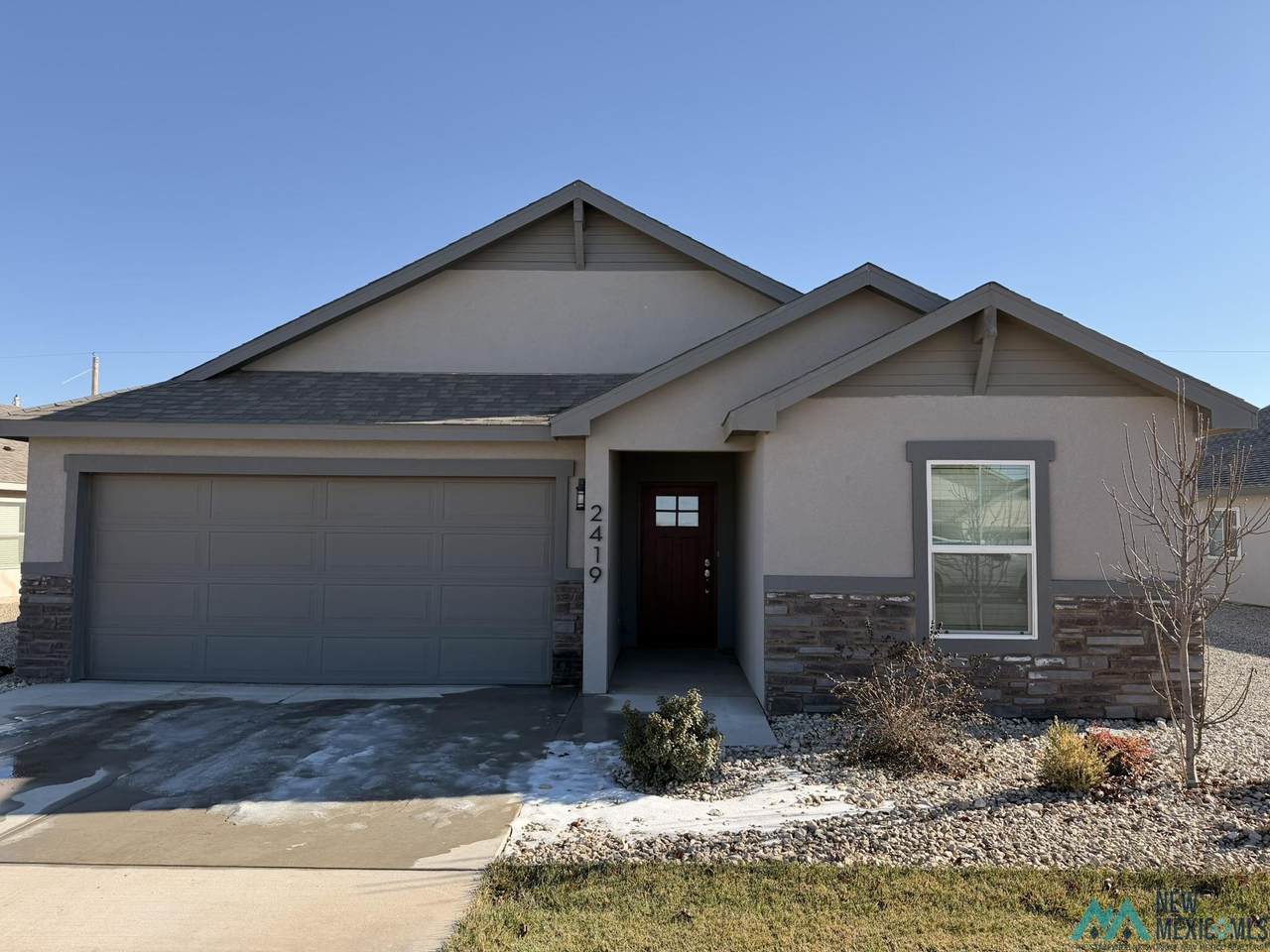 2419 Ray Avenue - Photo 1