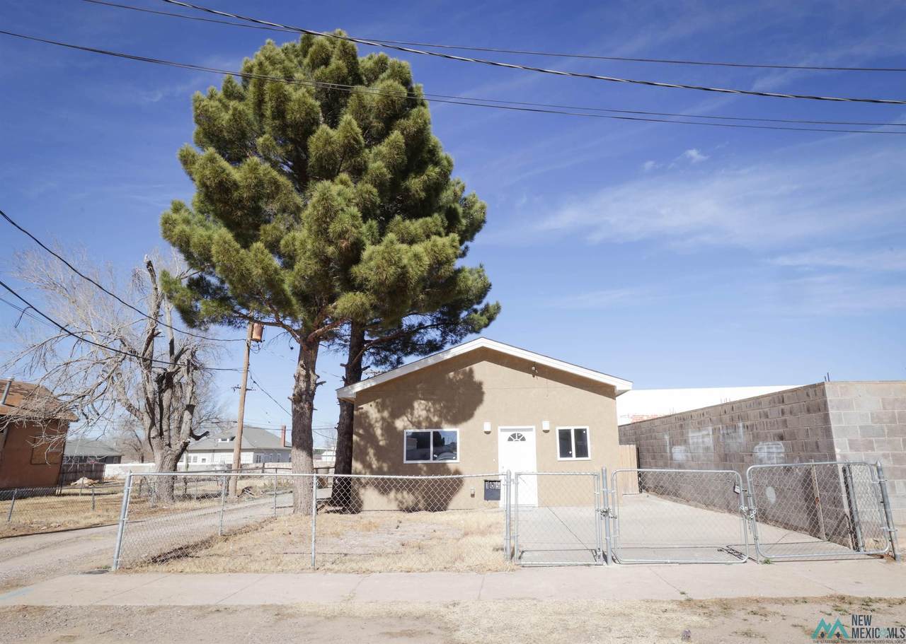 105 Mathews Street - Photo 1