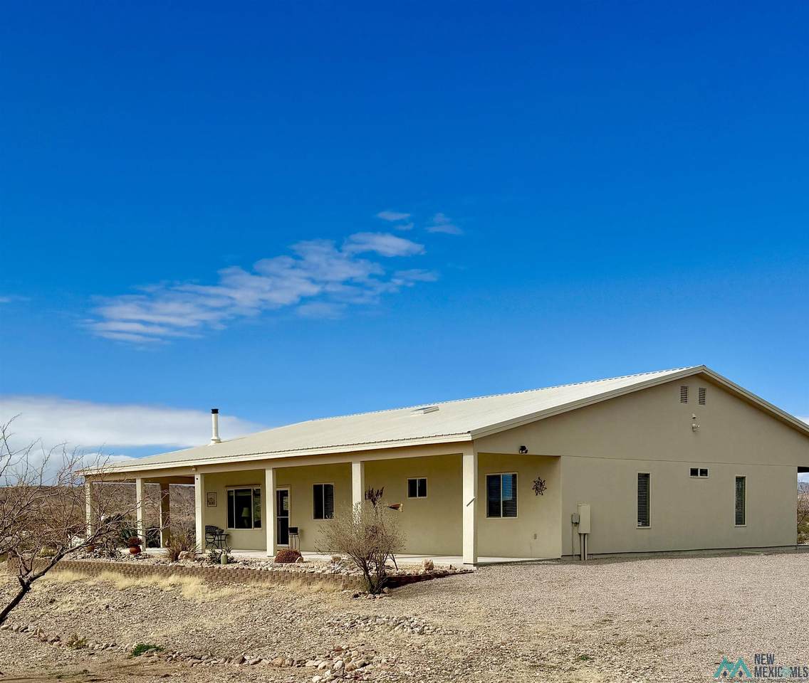 https://bt-photos.global.ssl.fastly.net/newmexico/1280_boomver_1_20261053-2.jpg