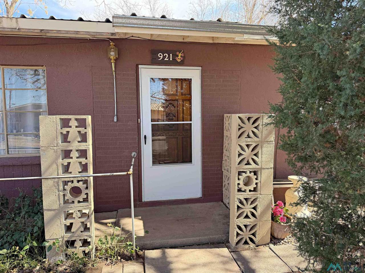 https://bt-photos.global.ssl.fastly.net/newmexico/1280_boomver_1_20261127-2.jpg