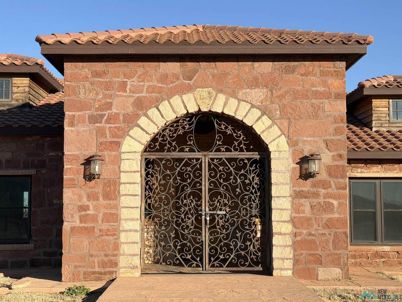 https://bt-photos.global.ssl.fastly.net/newmexico/1280_boomver_1_20261221-2.jpg