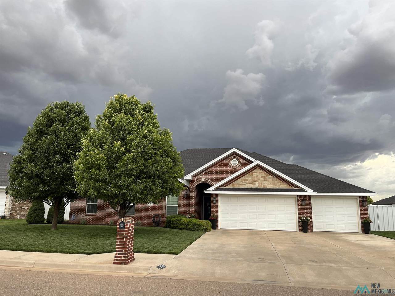 2216 Briggs Avenue - Photo 1