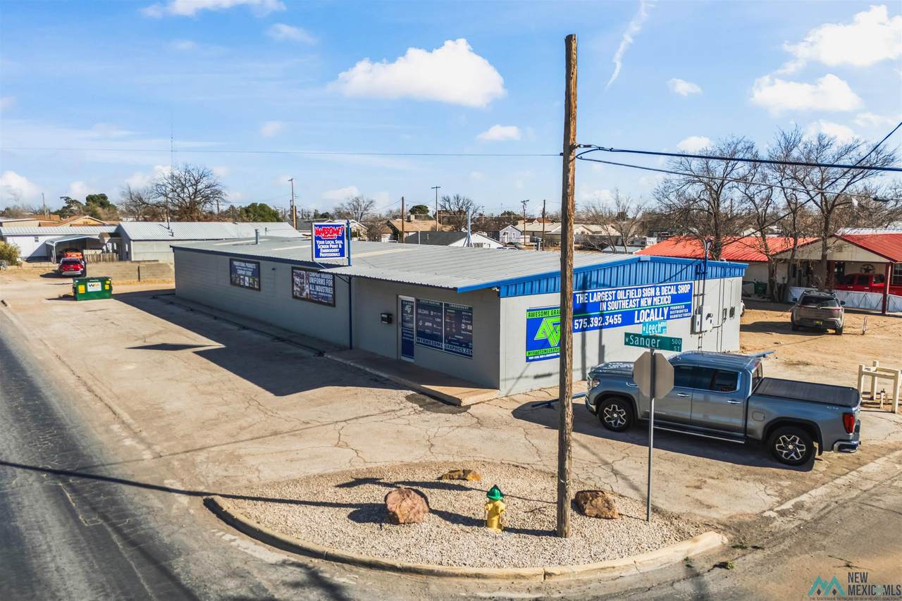 523 Sanger St - Photo 1
