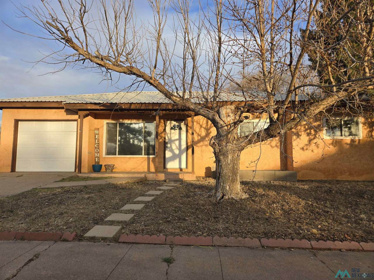 2821 Duckworth - Photo 1