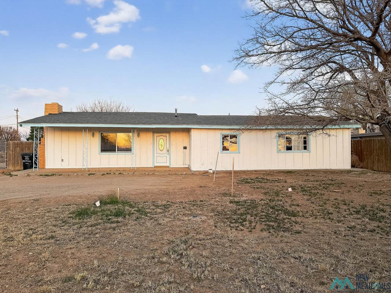 1513 Montana Avenue - Photo 1