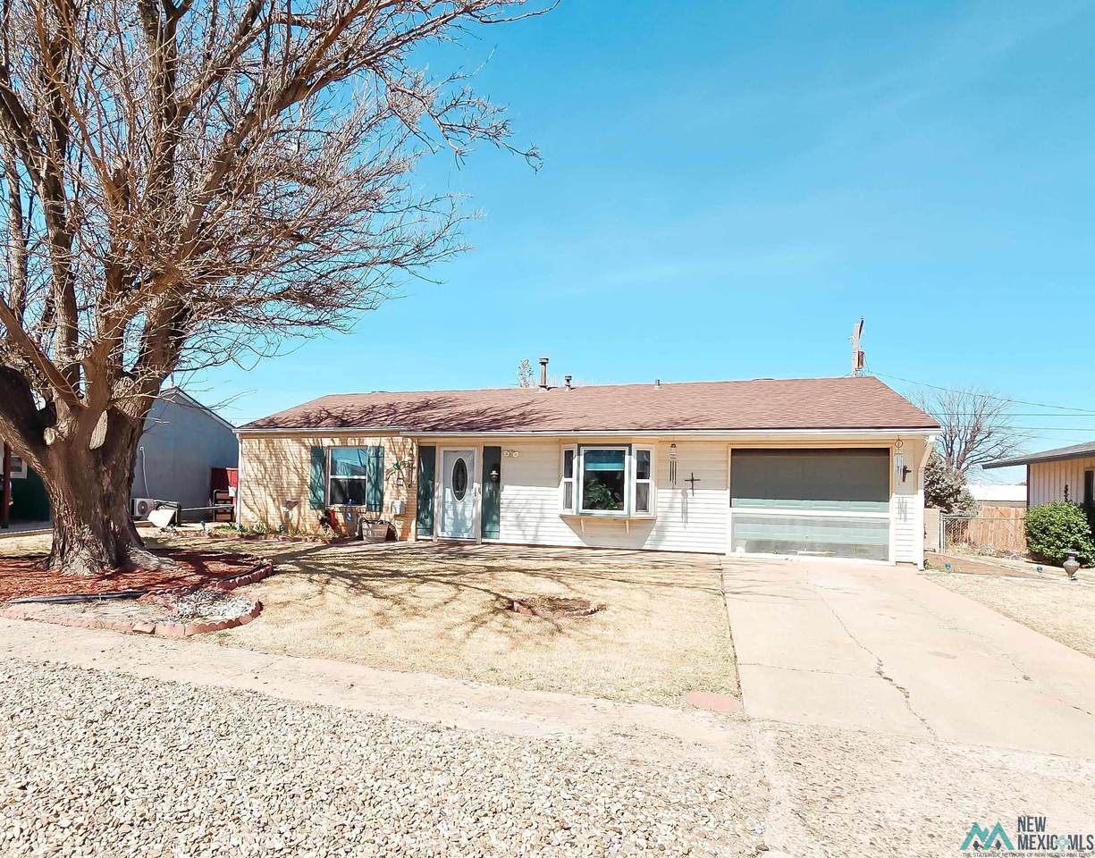 716 19th Street - Photo 1
