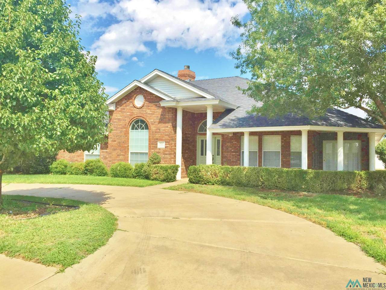 824 Jeanie Drive - Photo 1