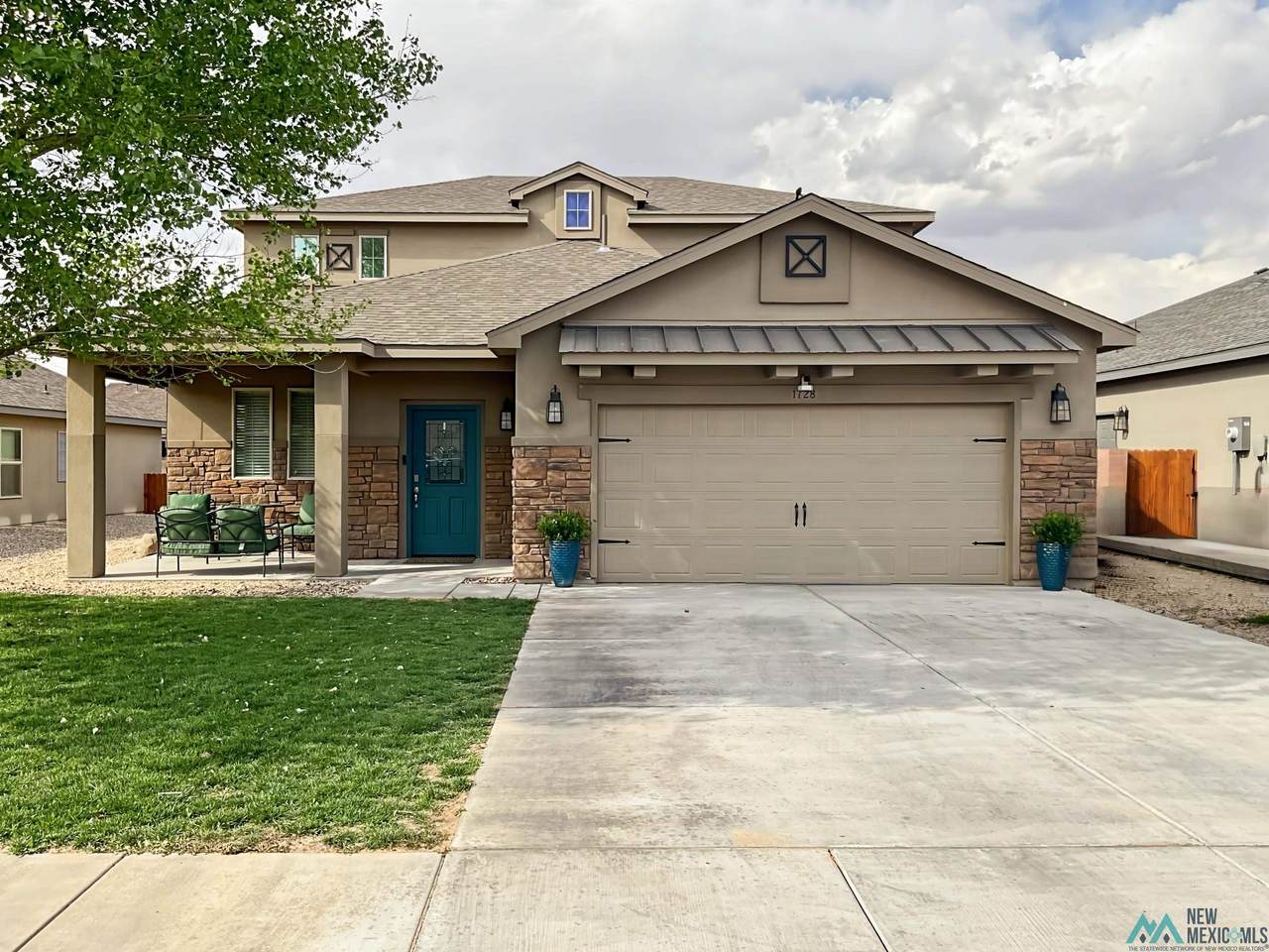 1728 Tanglewood Avenue - Photo 1