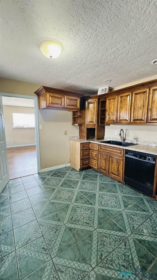 https://bt-photos.global.ssl.fastly.net/newmexico/1280_boomver_1_20262010-2.jpg