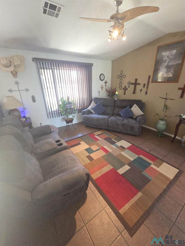 https://bt-photos.global.ssl.fastly.net/newmexico/1280_boomver_1_20262070-2.jpg