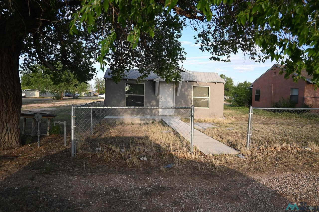 1120 J Avenue - Photo 1