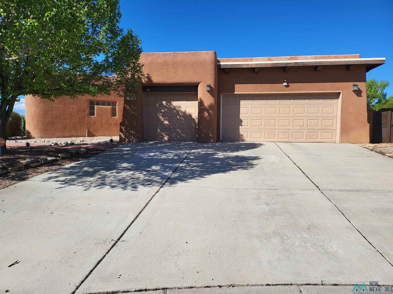 1518 Susan Circle - Photo 1