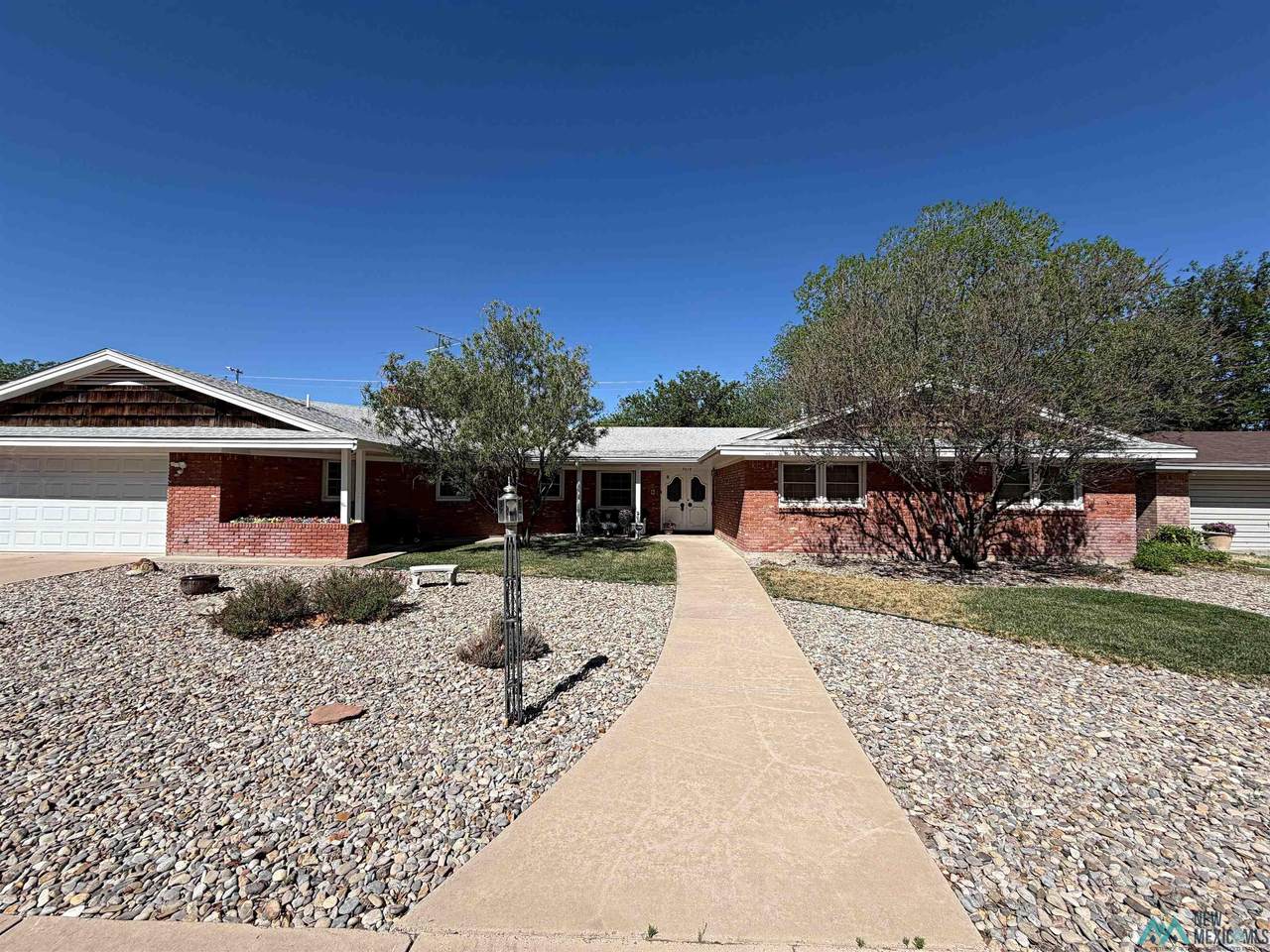 3010 Edgewood Drive - Photo 1
