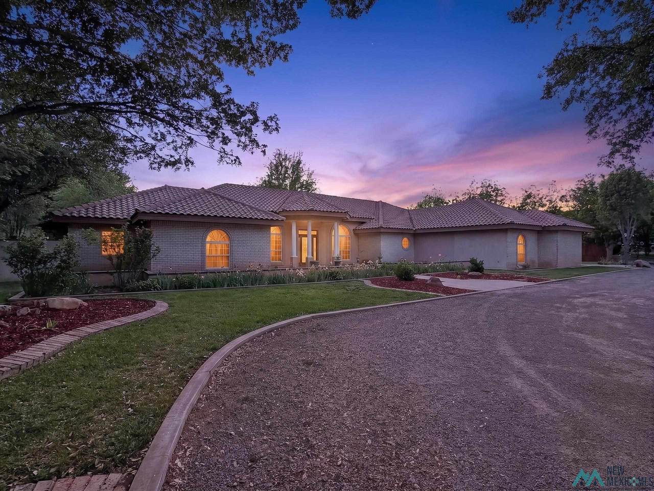 3102 Montana Avenue - Photo 1