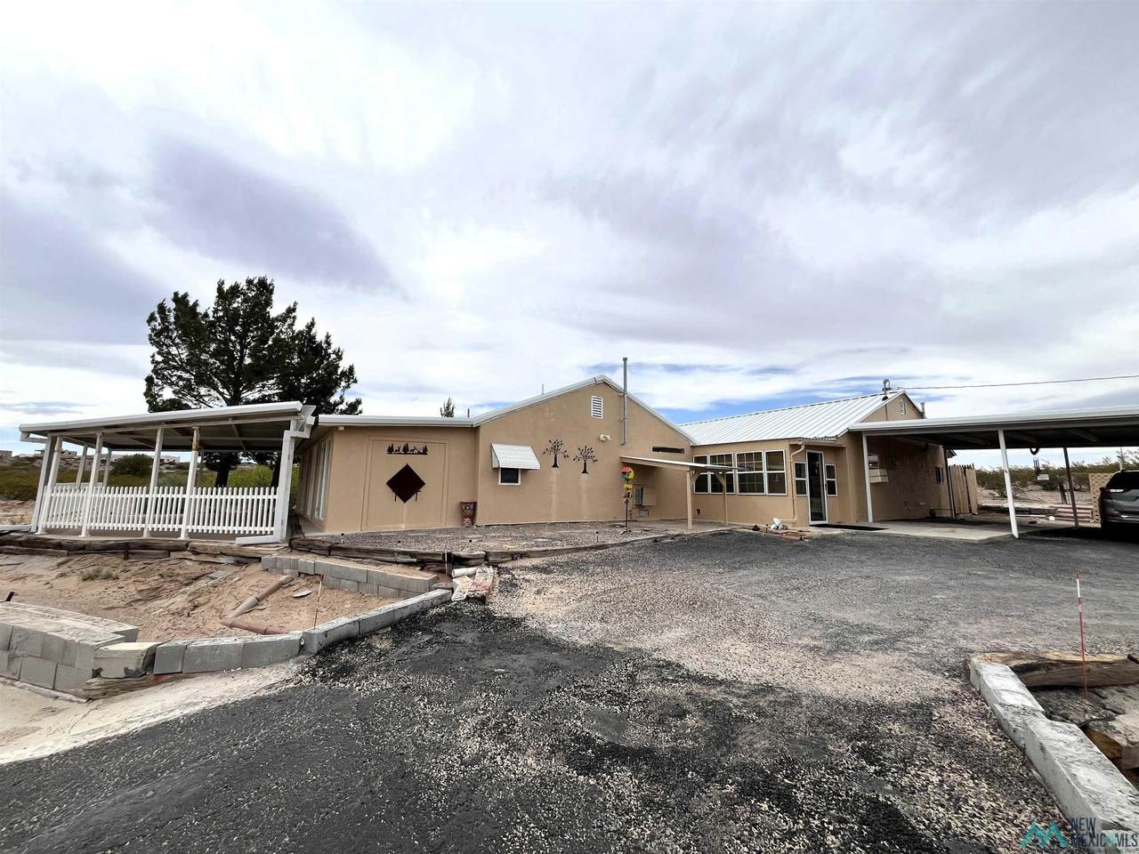 https://bt-photos.global.ssl.fastly.net/newmexico/1280_boomver_1_20262555-2.jpg