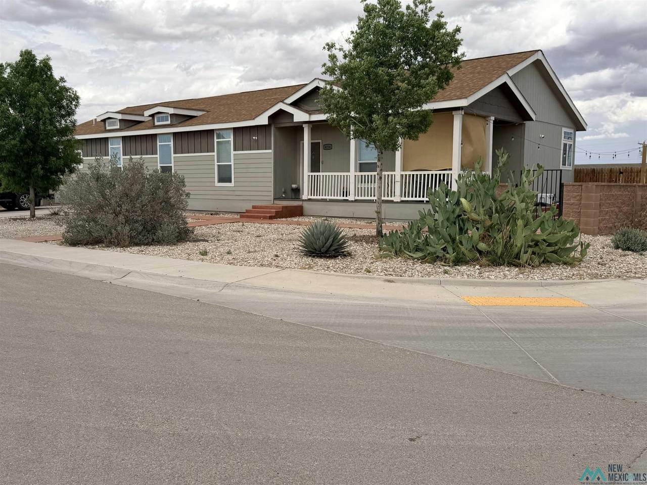 https://bt-photos.global.ssl.fastly.net/newmexico/1280_boomver_1_20262635-2.jpg