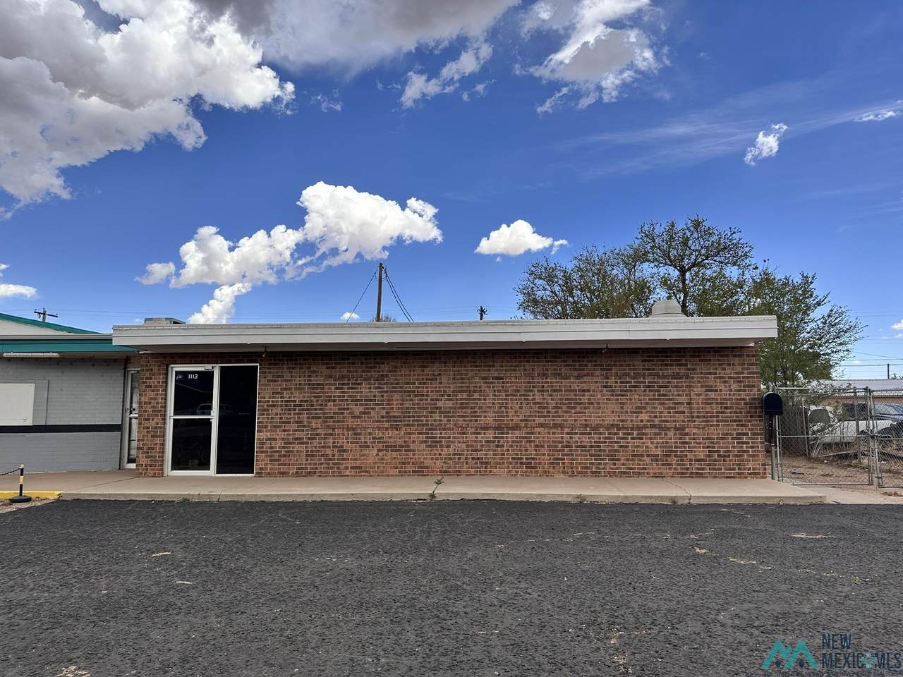 1113 Thornton - Photo 1
