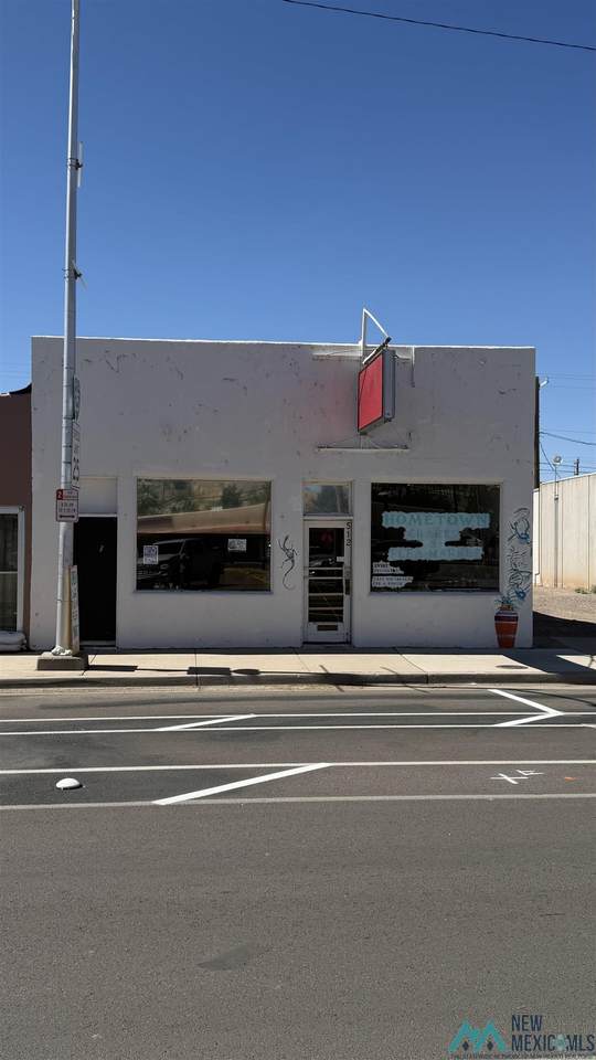512 Broadway Street - Photo 1