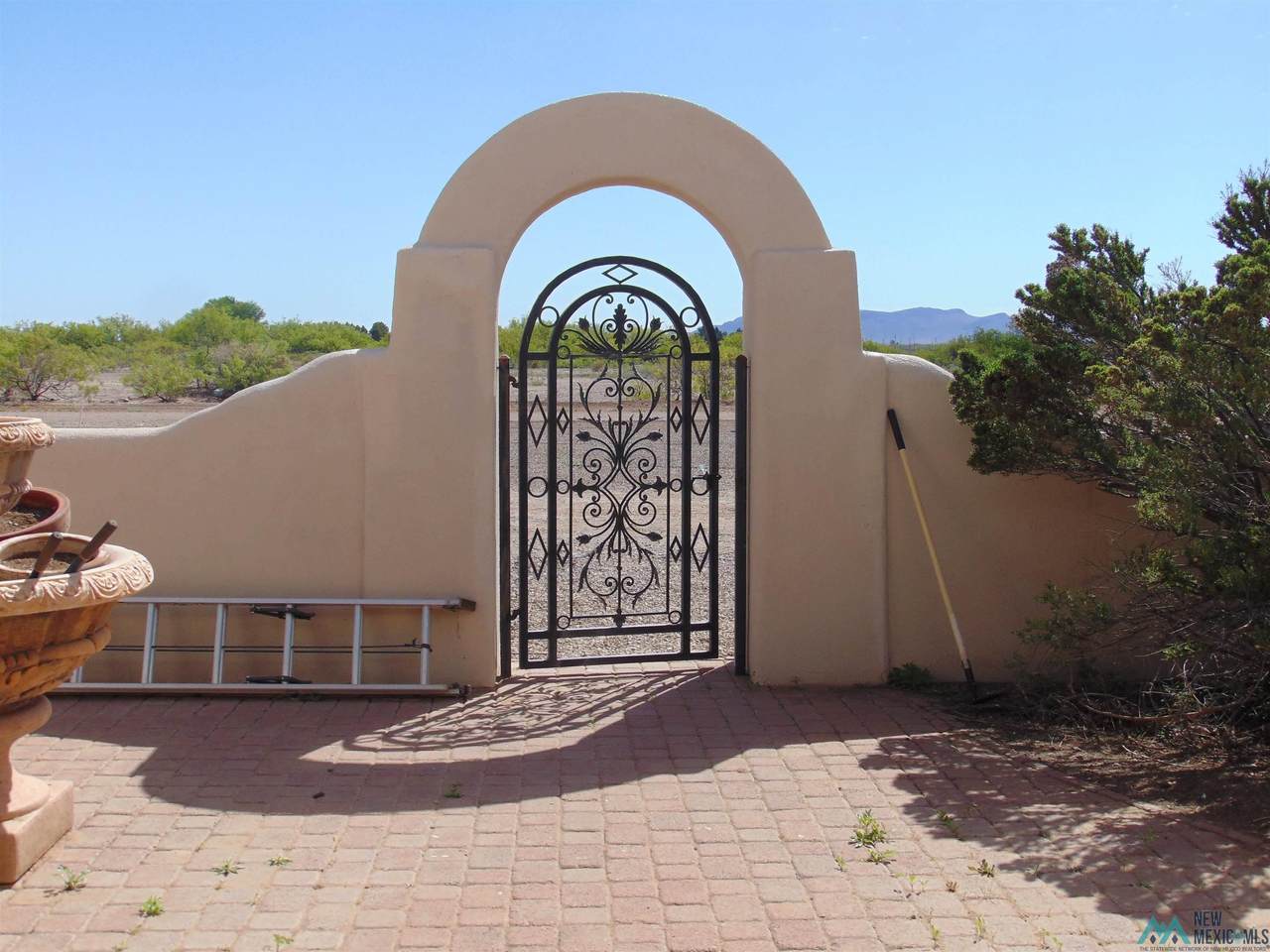 https://bt-photos.global.ssl.fastly.net/newmexico/1280_boomver_1_20263237-2.jpg