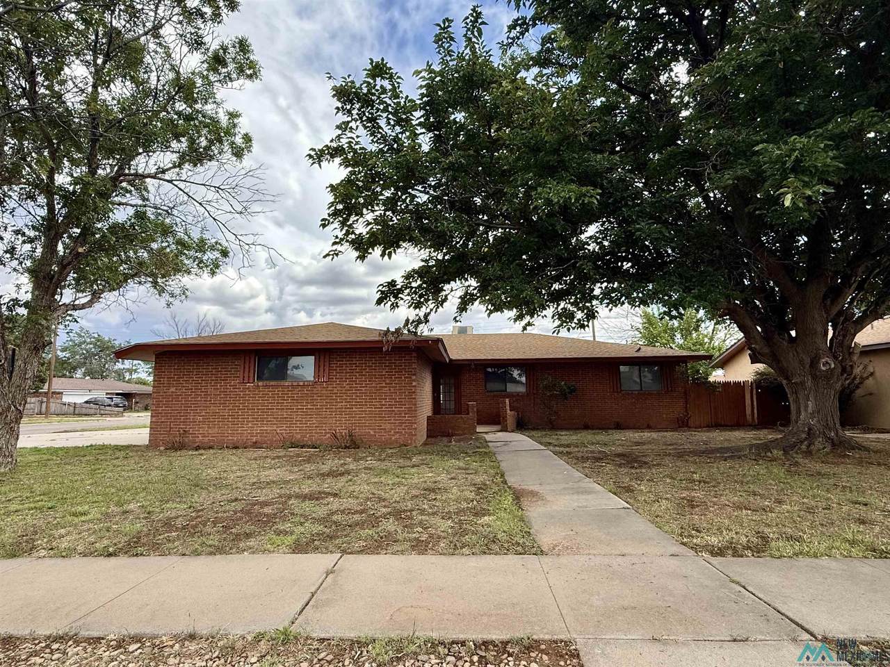 301 La Salle Drive - Photo 1