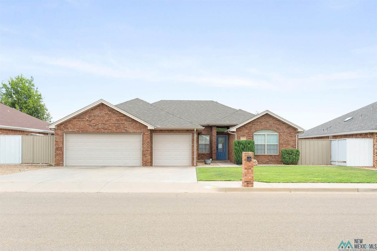3913 Woodlark Road - Photo 1