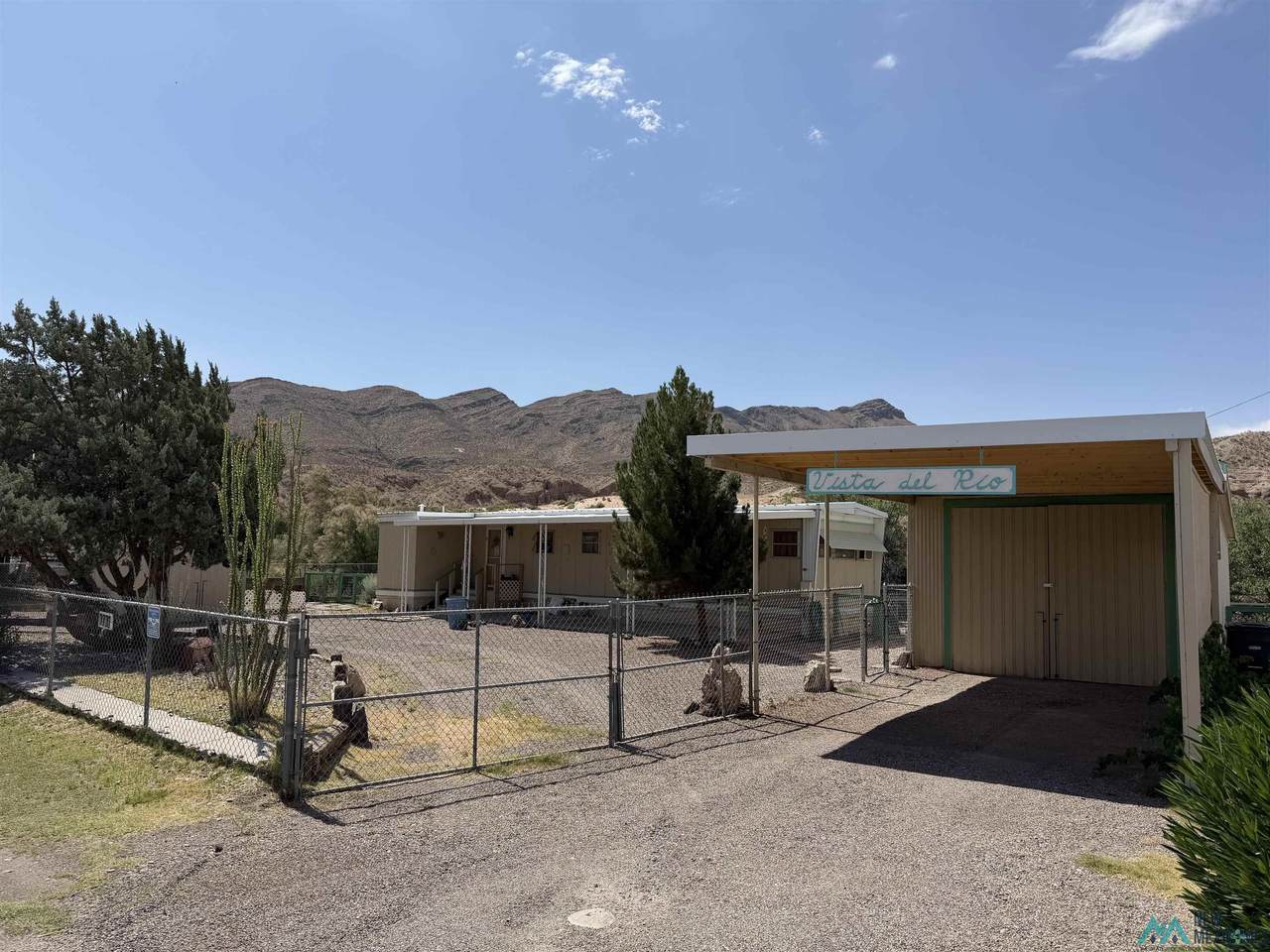 https://bt-photos.global.ssl.fastly.net/newmexico/1280_boomver_1_20263438-2.jpg