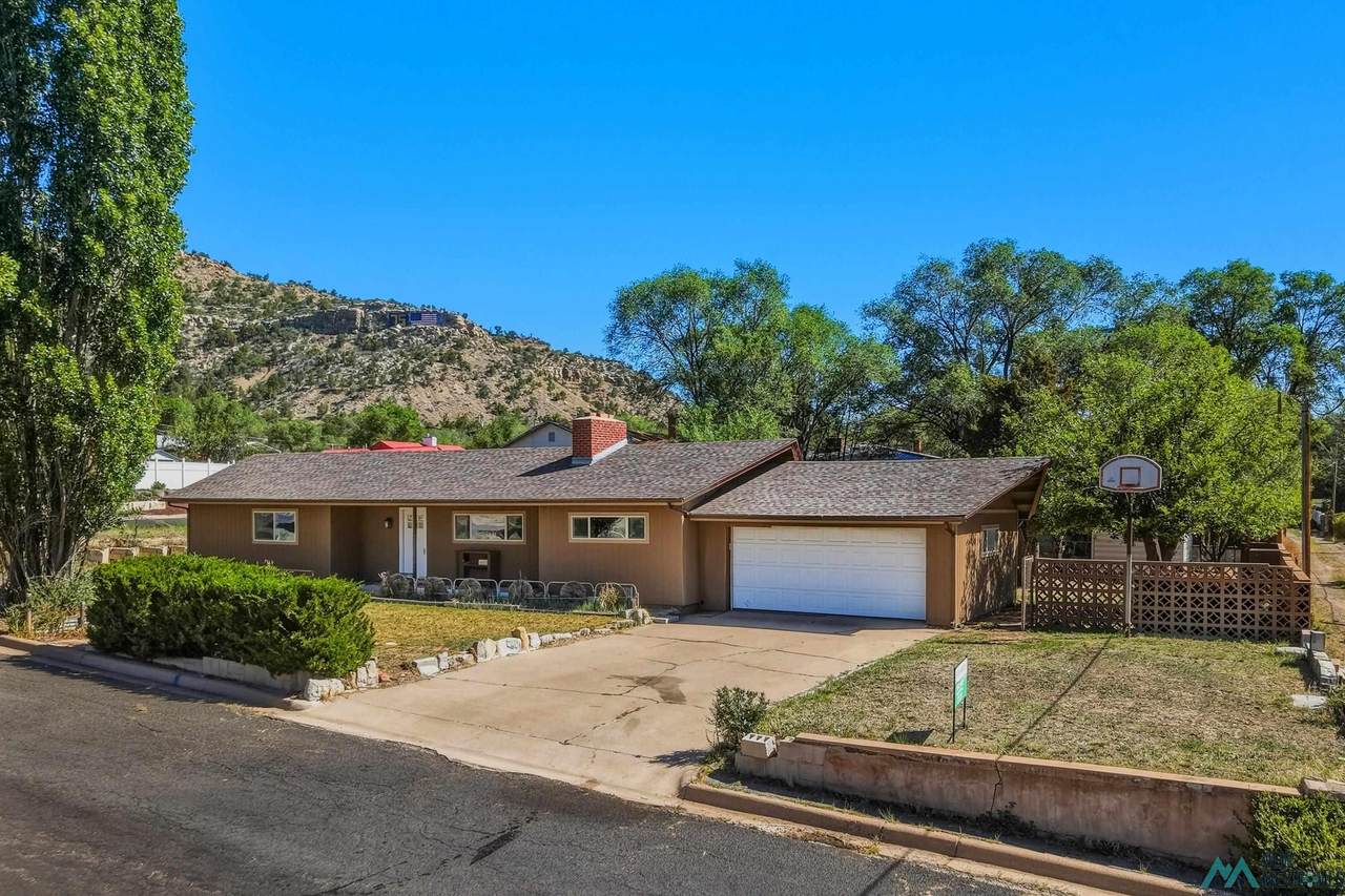 544 13th Avenue - Photo 1