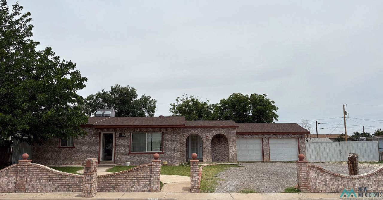 310 Cleveland Ave - Photo 1