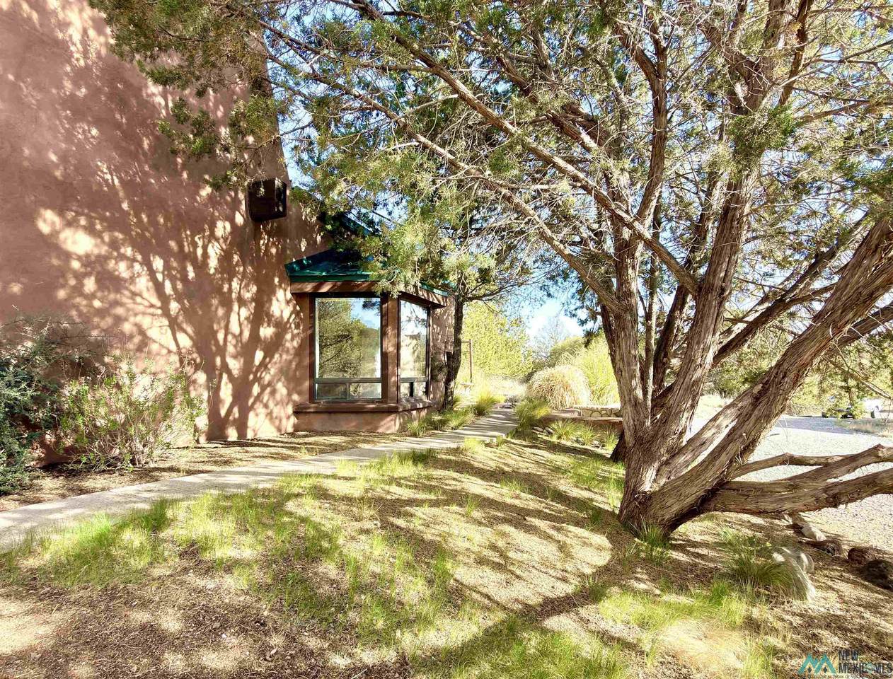 https://bt-photos.global.ssl.fastly.net/newmexico/1280_boomver_1_20263612-2.jpg
