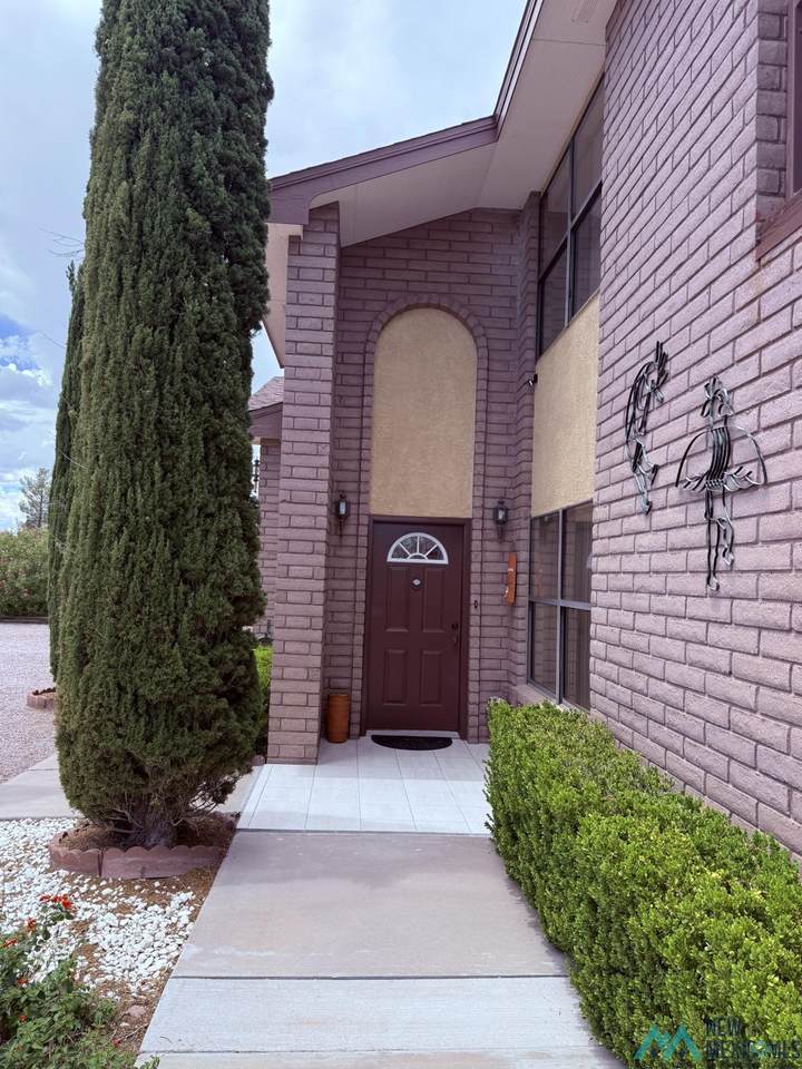 https://bt-photos.global.ssl.fastly.net/newmexico/1280_boomver_1_20263909-2.jpg