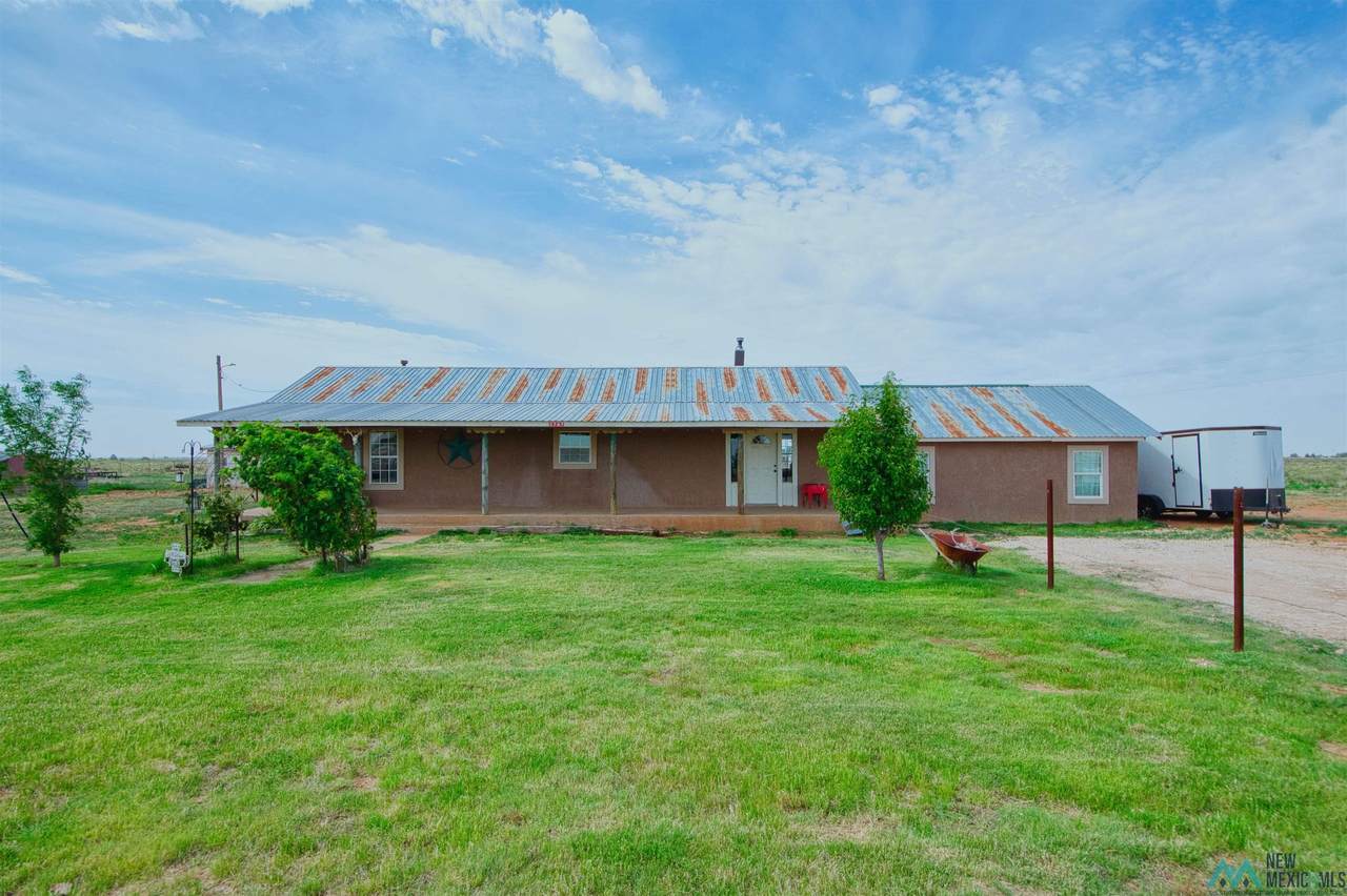 1747 Roosevelt Rd 10 1/2 - Photo 1