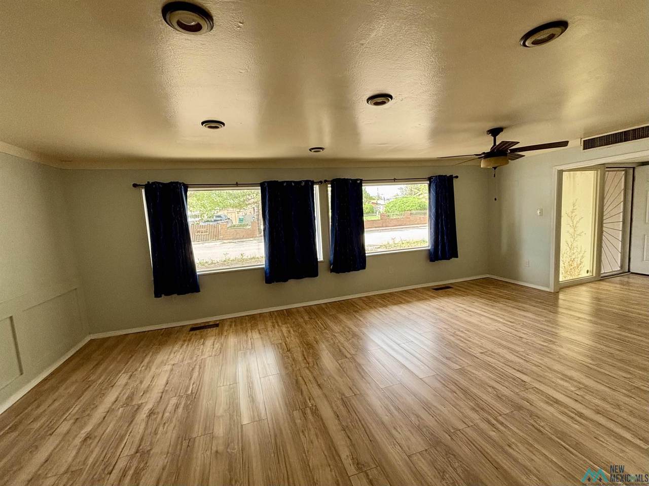 https://bt-photos.global.ssl.fastly.net/newmexico/1280_boomver_1_20264023-2.jpg