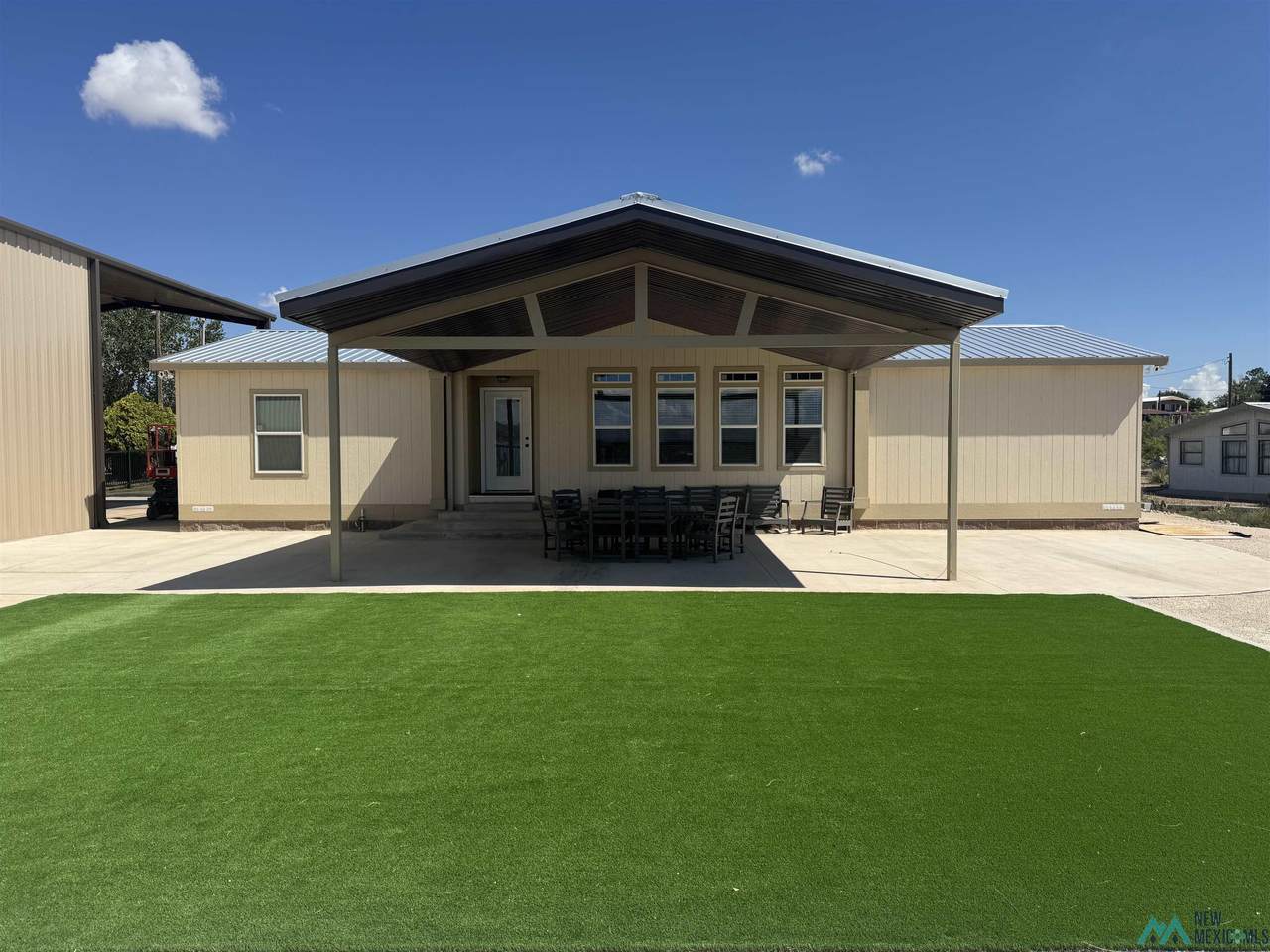 106 Aztec Dr - Photo 1