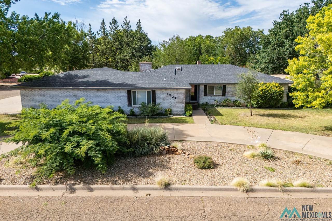 1921 Vivian Ave - Photo 1