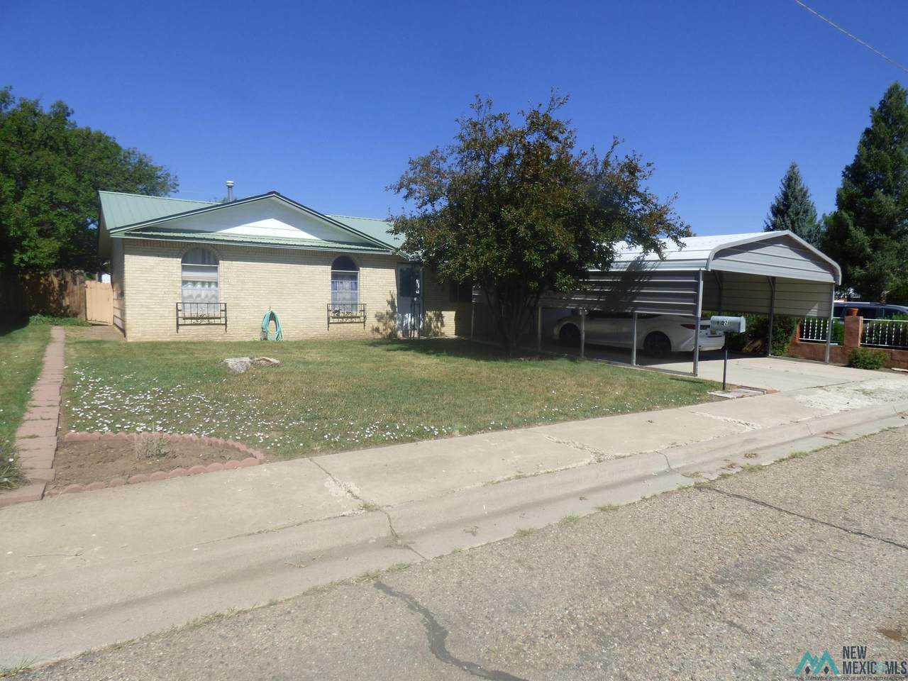 1422 Brilliant St - Photo 1