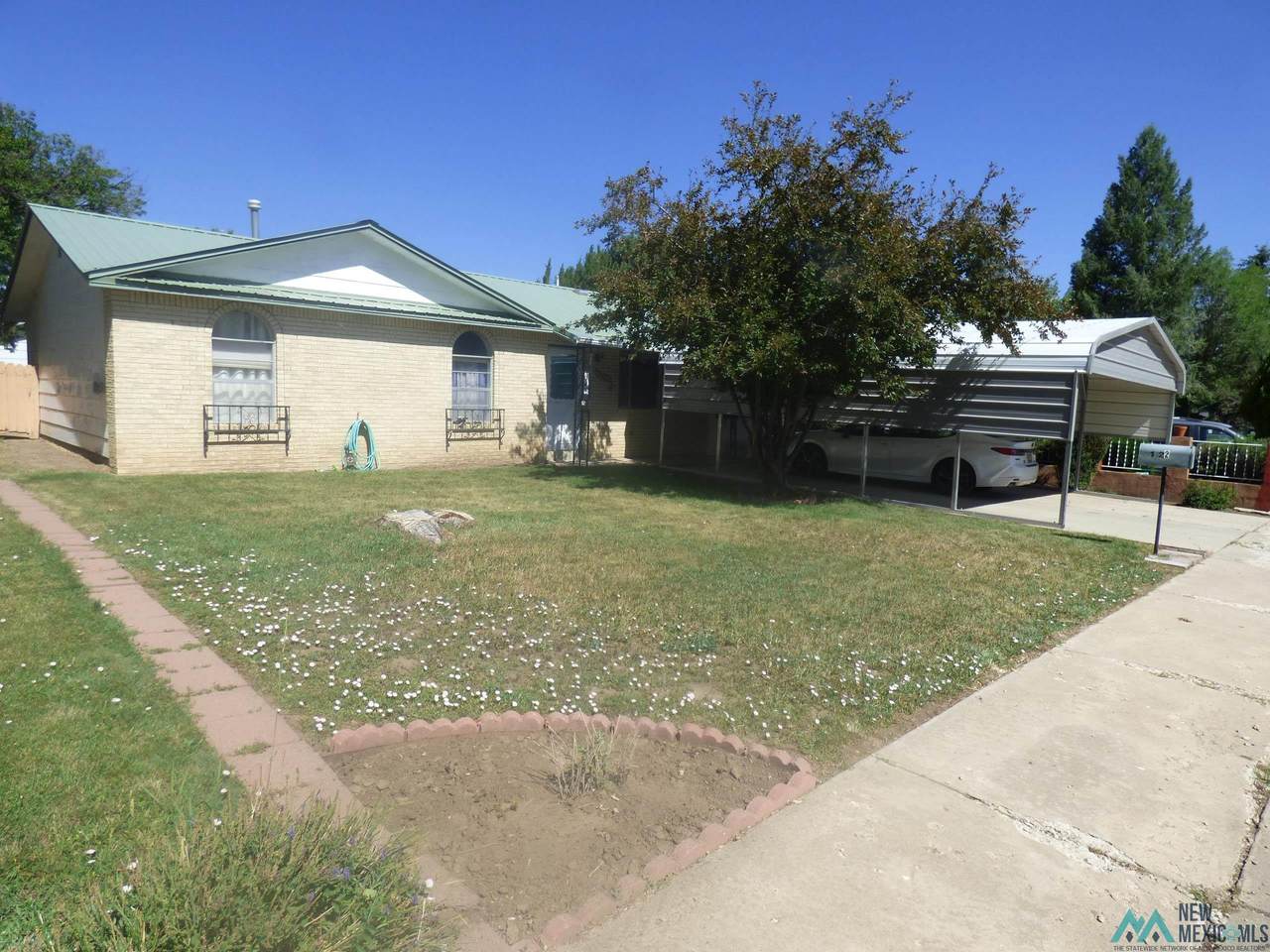 https://bt-photos.global.ssl.fastly.net/newmexico/1280_boomver_1_20264106-2.jpg
