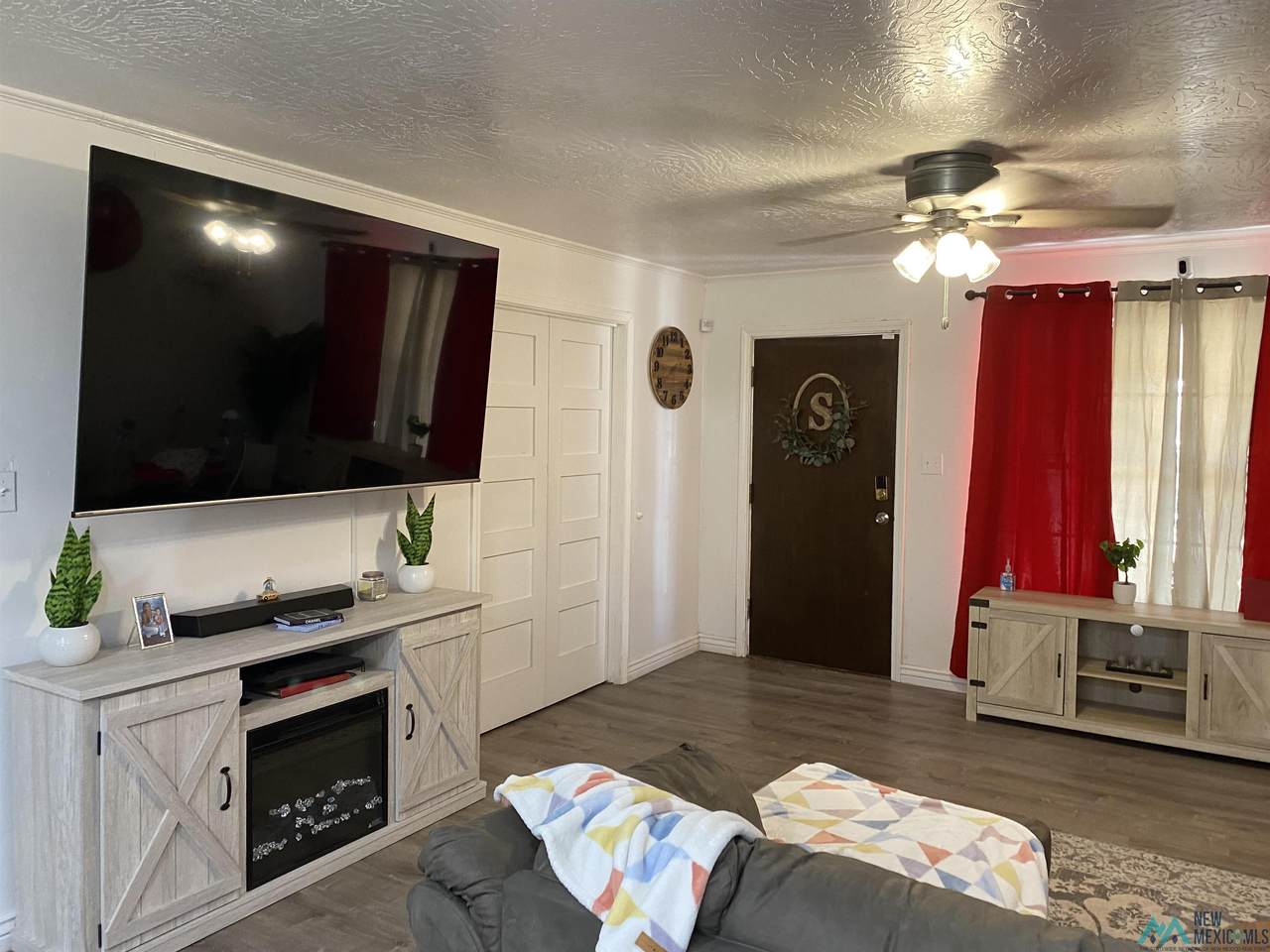 https://bt-photos.global.ssl.fastly.net/newmexico/1280_boomver_1_20264112-2.jpg