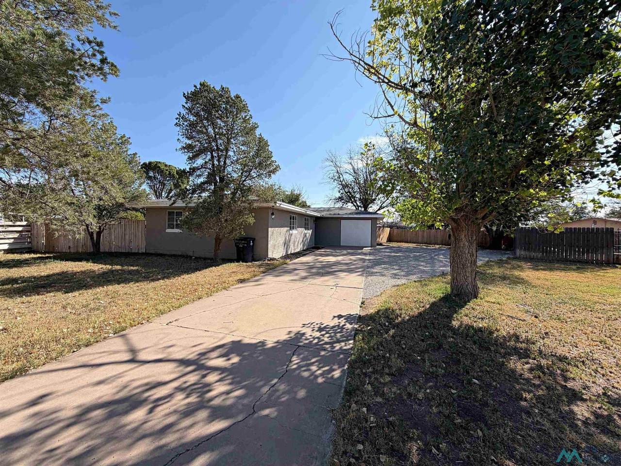 2901 Fruitland - Photo 1