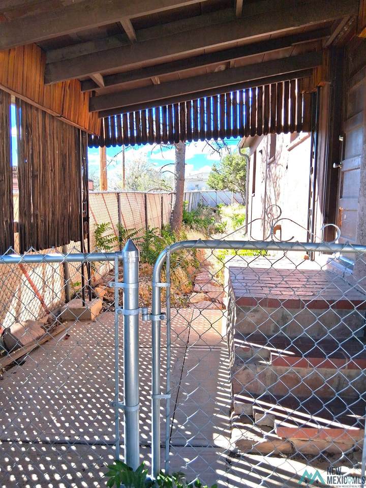 https://bt-photos.global.ssl.fastly.net/newmexico/1280_boomver_1_20264178-2.jpg